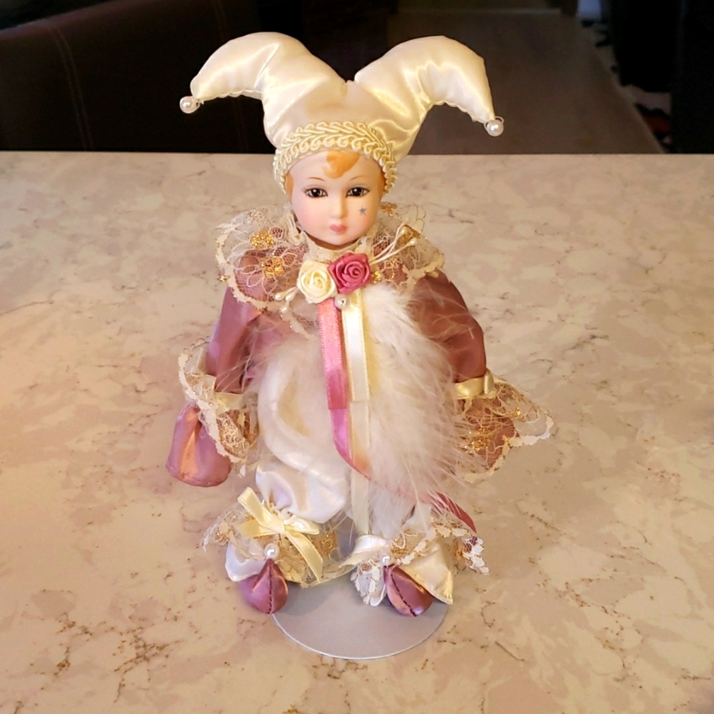 Clown with porcelain face and hands
